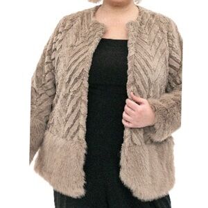 Nina Leonard 🫐 Women’s Plus Size Faux Fur Beige Tan Coat